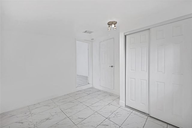 1114 NW 39th St, Miami, FL 33127