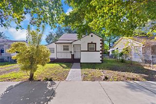 1114 NW 39th St, Miami, FL 33127