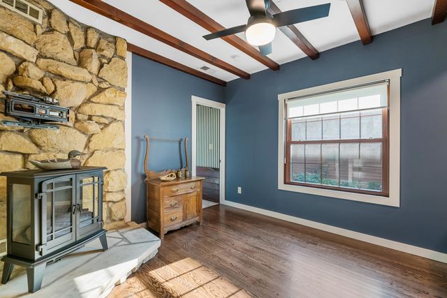 2826 N Wedgewood Dr, Wichita, KS 67204