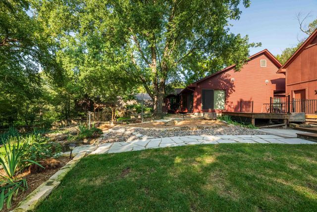 2826 N Wedgewood Dr, Wichita, KS 67204