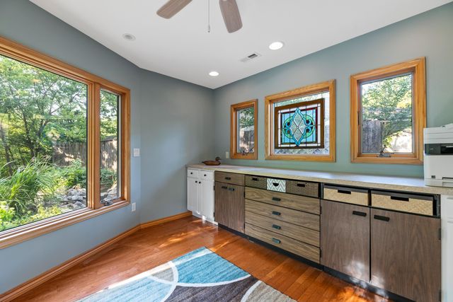 2826 N Wedgewood Dr, Wichita, KS 67204