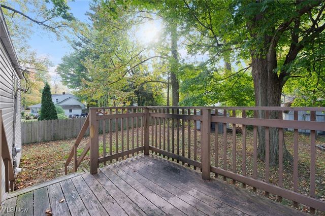 6242 Maxwell Drive, Madison, OH 44057