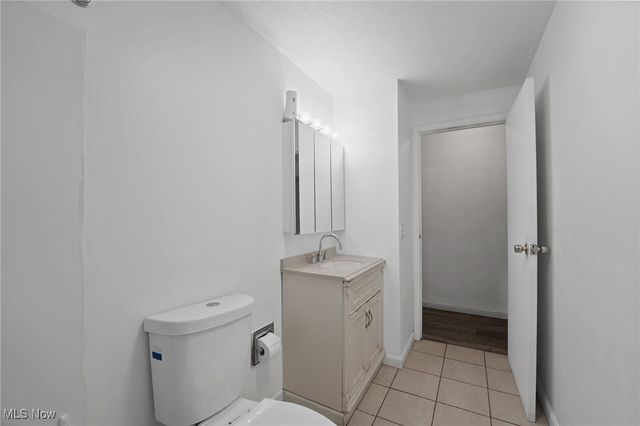 6242 Maxwell Drive, Madison, OH 44057