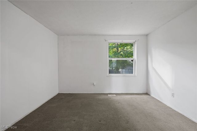 6242 Maxwell Drive, Madison, OH 44057