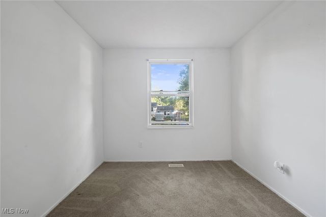 6242 Maxwell Drive, Madison, OH 44057