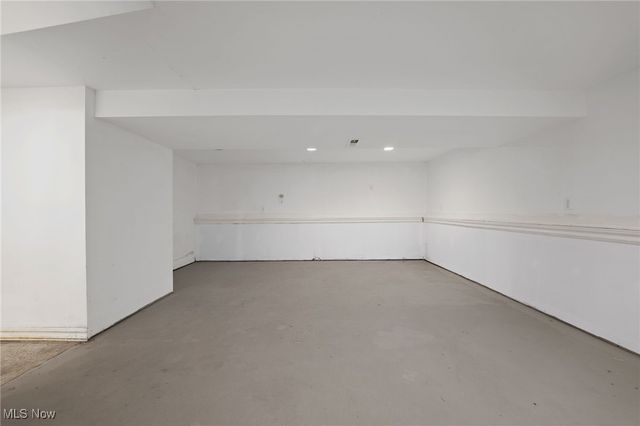 6242 Maxwell Drive, Madison, OH 44057