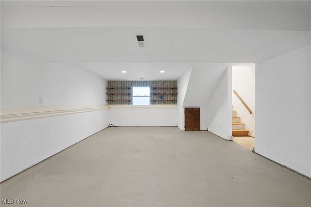 6242 Maxwell Drive, Madison, OH 44057