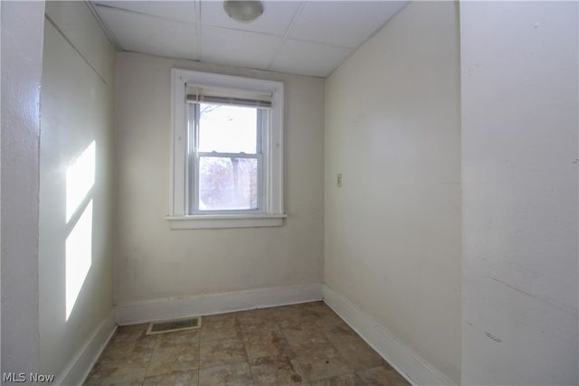 2226 Mahoning Avenue, Warren, OH 44483