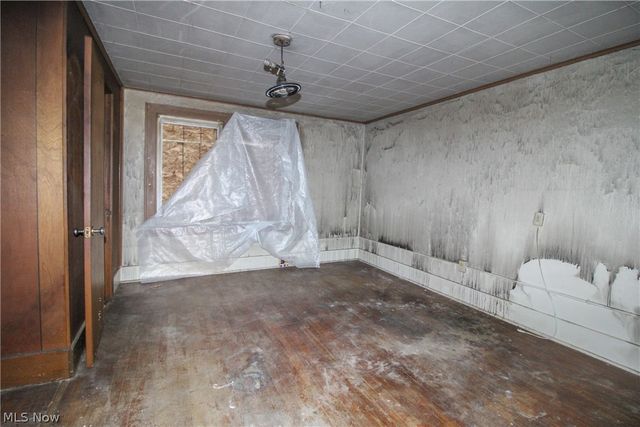 2226 Mahoning Avenue, Warren, OH 44483