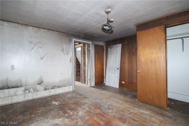 2226 Mahoning Avenue, Warren, OH 44483