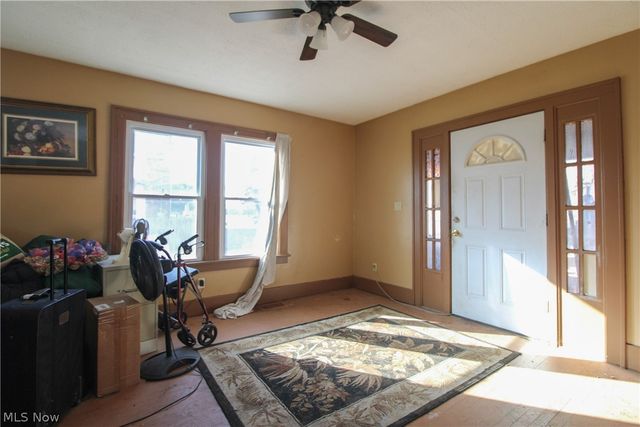 2226 Mahoning Avenue, Warren, OH 44483