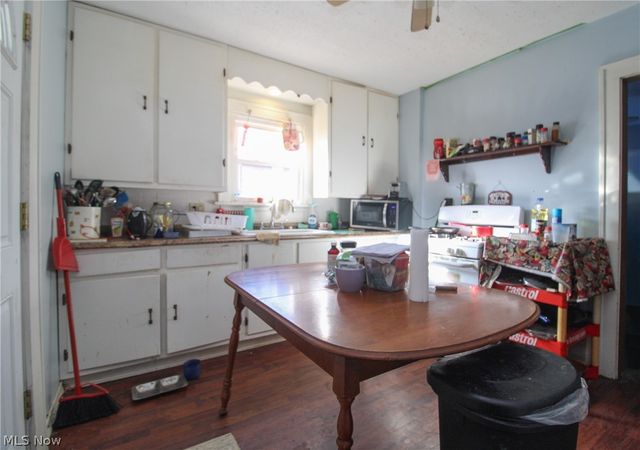 2226 Mahoning Avenue, Warren, OH 44483