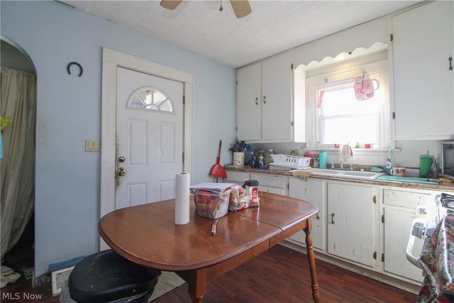 2226 Mahoning Avenue, Warren, OH 44483