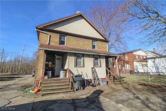 2226 Mahoning Avenue, Warren, OH 44483