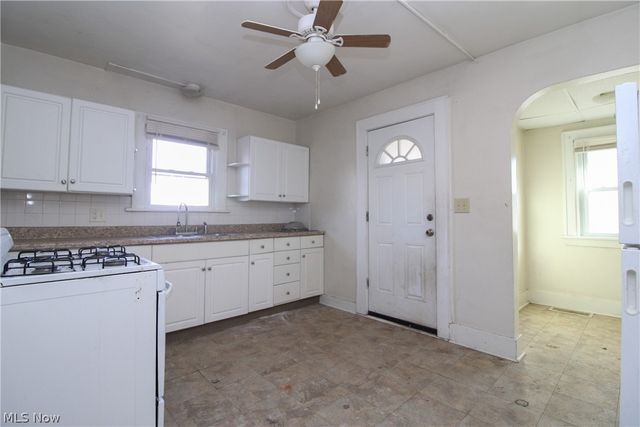 2226 Mahoning Avenue, Warren, OH 44483