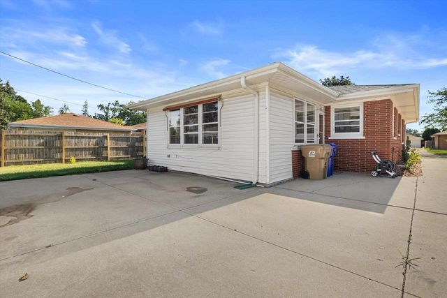 3544 21st AVENUE, Kenosha, WI 53140