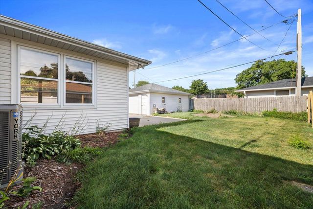3544 21st AVENUE, Kenosha, WI 53140
