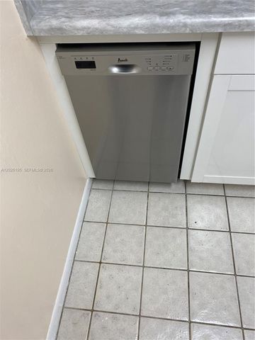 16750 NE 10 Ave 201, North Miami Beach, FL 33162