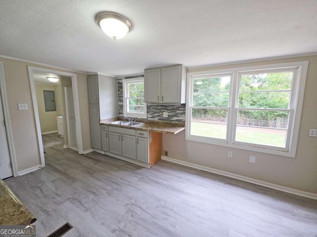 223 SW Old Stage Drive SW, Milledgeville, GA 31061