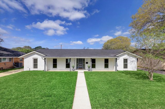 5802 Valkeith Drive, Houston, TX 77096