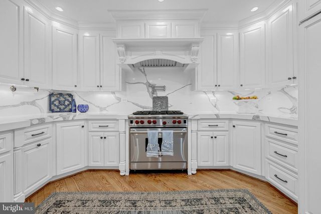 1513 HIGHWOOD DR, Mclean, VA 22101