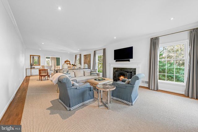 1513 HIGHWOOD DR, Mclean, VA 22101