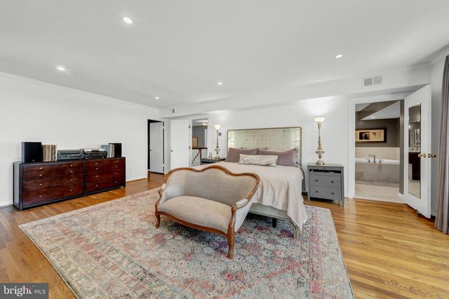 1513 HIGHWOOD DR, Mclean, VA 22101