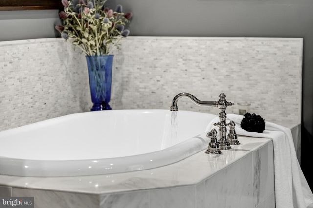 1513 HIGHWOOD DR, Mclean, VA 22101