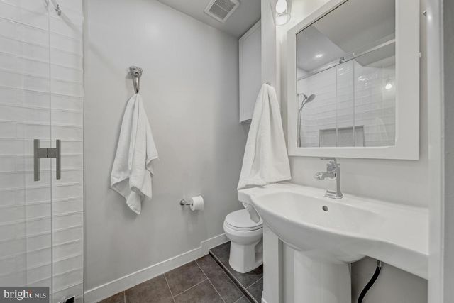 1513 HIGHWOOD DR, Mclean, VA 22101