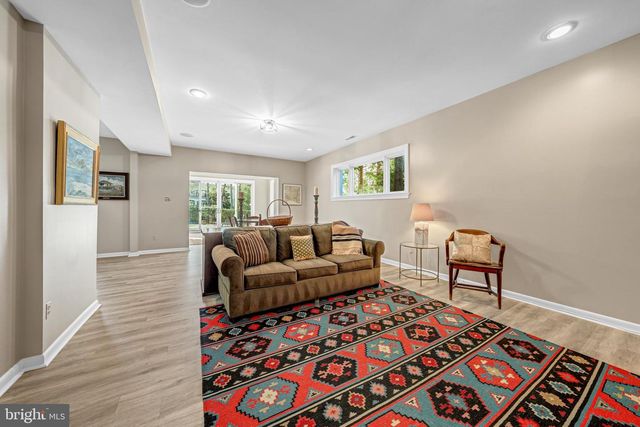 1513 HIGHWOOD DR, Mclean, VA 22101