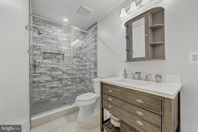 1513 HIGHWOOD DR, Mclean, VA 22101