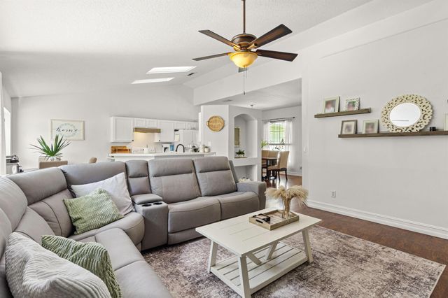 1262 SW Hunnicut Avenue, Port St Lucie, FL 34953