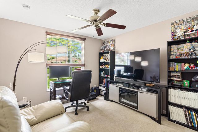 1262 SW Hunnicut Avenue, Port St Lucie, FL 34953