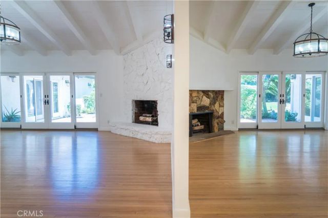 5054 Encino Avenue, Encino, CA 91316