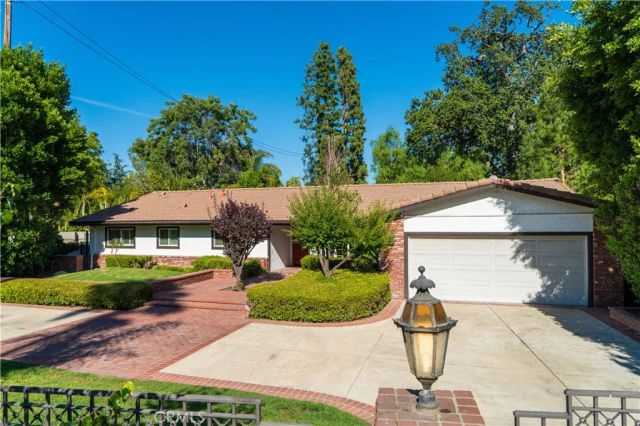 5054 Encino Avenue, Encino, CA 91316