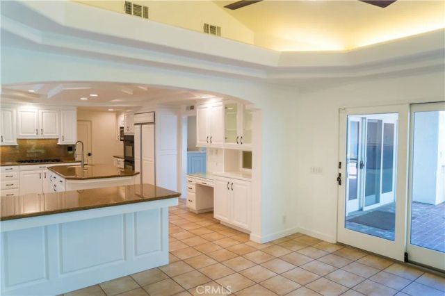 5054 Encino Avenue, Encino, CA 91316