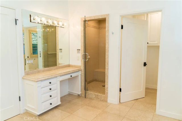 5054 Encino Avenue, Encino, CA 91316