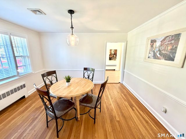 16 Windy Ridge, Trumbull, CT 06611