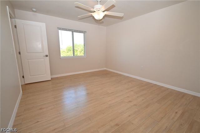1914 NE 13th PL, Cape Coral, FL 33909