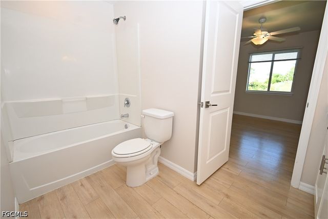 1914 NE 13th PL, Cape Coral, FL 33909