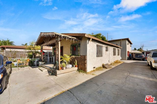 1114 S Kern Avenue, Los Angeles, CA 90022