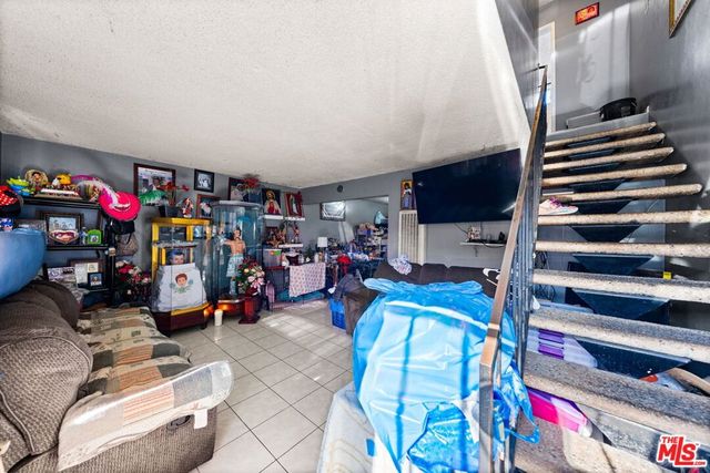 1114 S Kern Avenue, Los Angeles, CA 90022