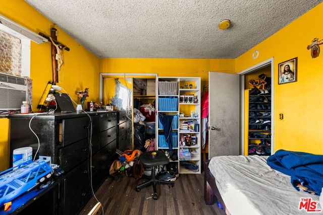 1114 S Kern Avenue, Los Angeles, CA 90022