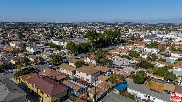 1114 S Kern Avenue, Los Angeles, CA 90022