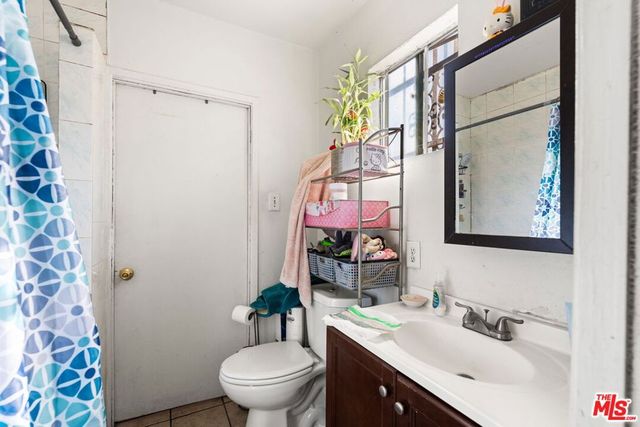 1114 S Kern Avenue, Los Angeles, CA 90022