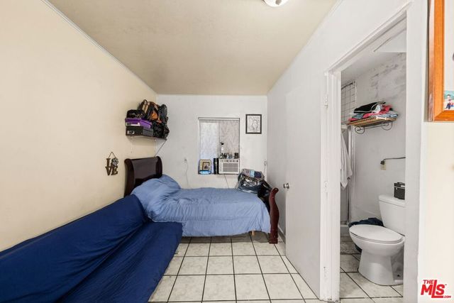 1114 S Kern Avenue, Los Angeles, CA 90022