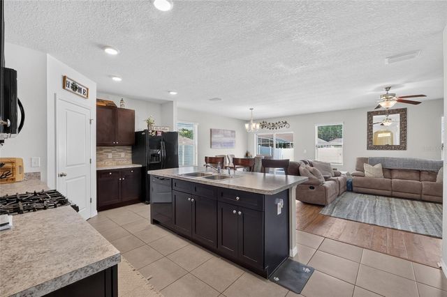 9785 PEPPER TREE TRAIL, Wildwood, FL 34785