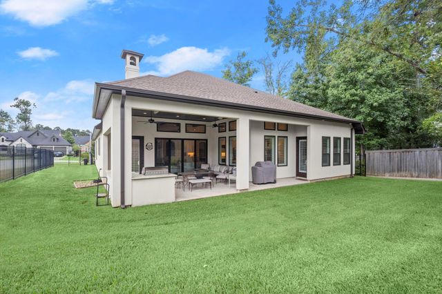 1715 Mission Oaks Court, Conroe, TX 77304