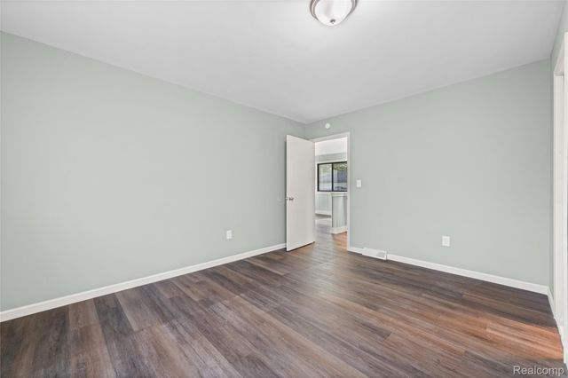 29131 Coolidge Street, Roseville, MI 48066