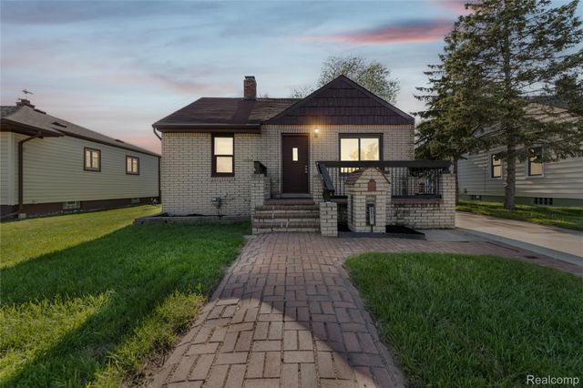 29131 Coolidge Street, Roseville, MI 48066